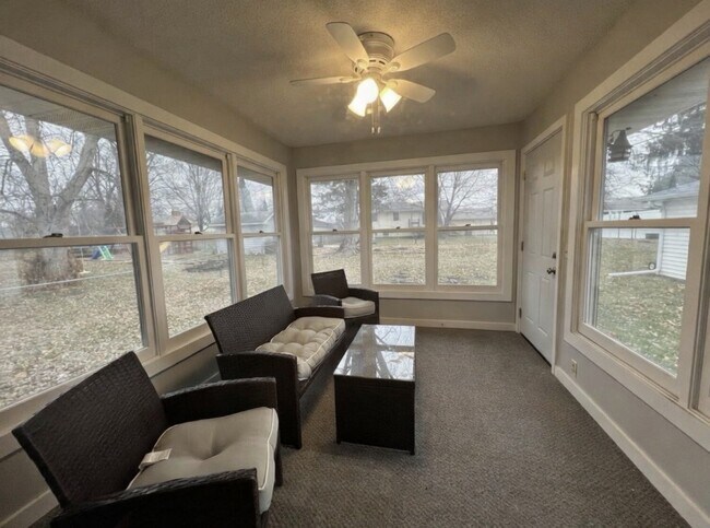 Building Photo - 109 Strese Ln