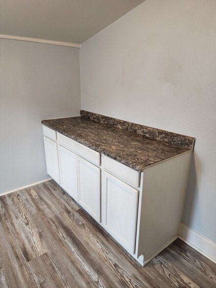 Second Floor Full Kitchen - 232 N Shippen St