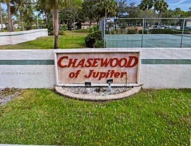 Building Photo - 6447 Chasewood Dr