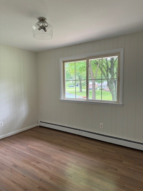 Building Photo - 10193 Cabery Rd