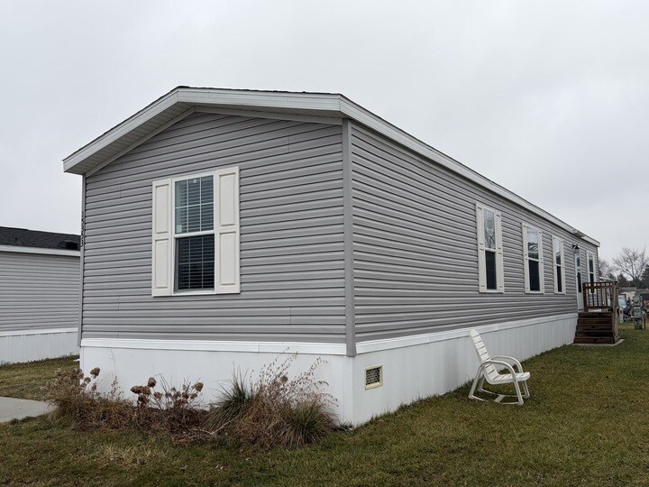 Building Photo - 15353 Dominique Dr