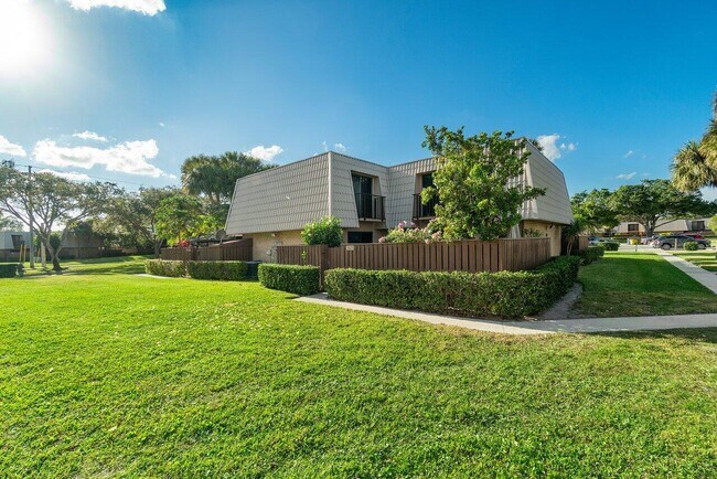 Building Photo - 5823 58th Way