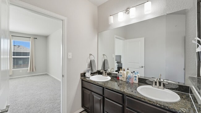 Building Photo - 6370 Tarrant Hl