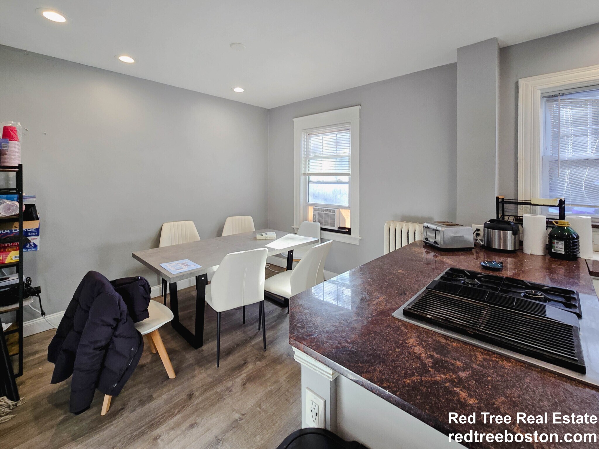 Building Photo - 237 Chestnut Hill Ave