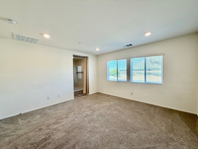 Building Photo - Stylish 4-Bedroom Solar Home Near Community Park