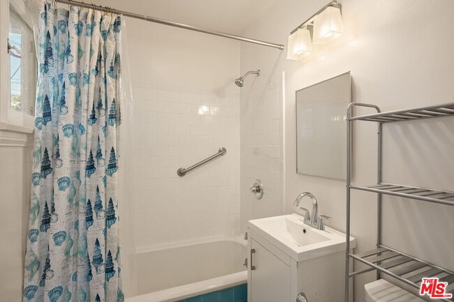 Building Photo - 1201 S Crescent Heights Blvd