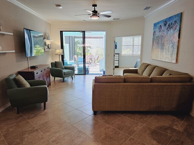 Building Photo - Annual Furnished Pet Friendly Twin Villa l...