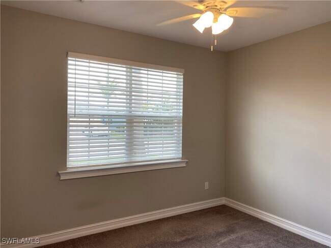 Building Photo - 16729 Siesta Drum Wy