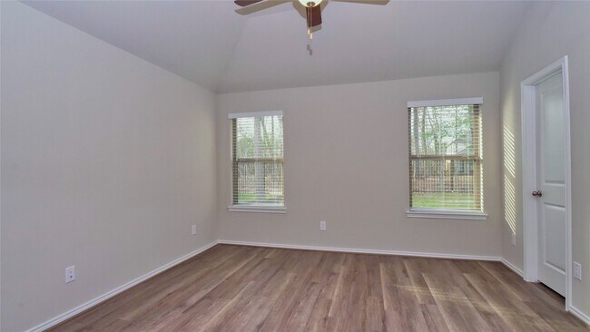 Building Photo - 7343 Mount Greylock Lp