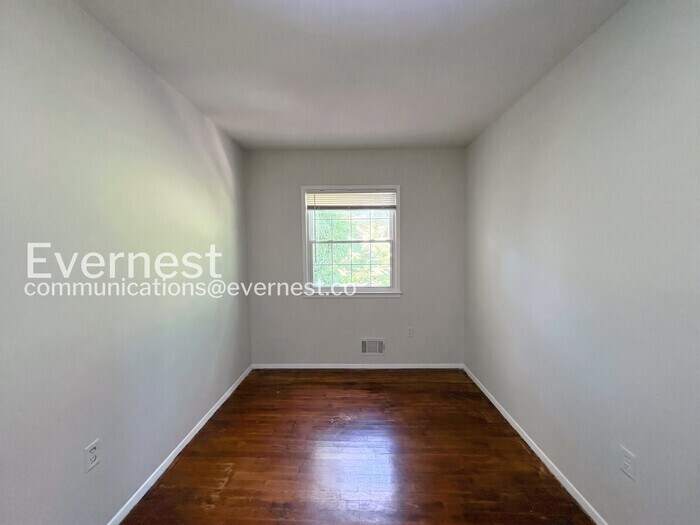 Building Photo - 14806 Bryan Ct