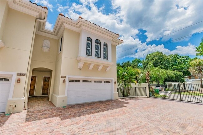 Building Photo - 3814 Villas Del Sol Ct