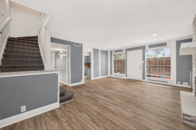 Building Photo - 14030 Cashel Forest Dr
