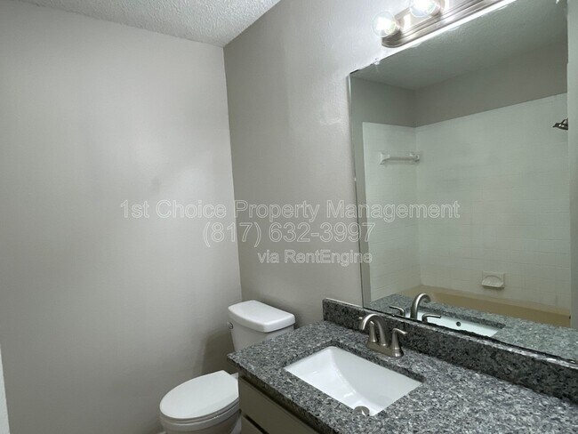 Building Photo - 459 Little Valley Ct