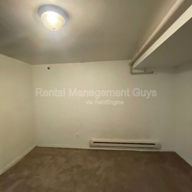 Building Photo - 2021 3rd Ave S