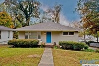 Building Photo - 2700 Evergreen St SE