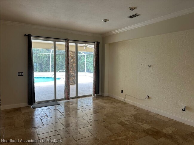 Building Photo - 4536 Darnell Dr