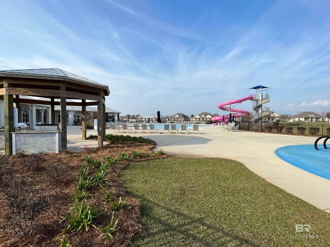 Building Photo - 10762 Winning Colors Trl