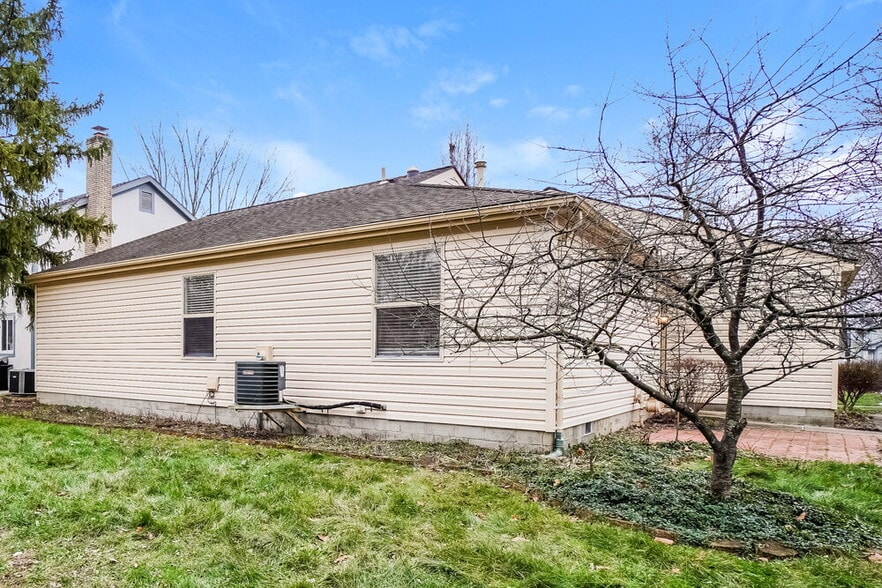 Building Photo - 3708 Fox Hunt Trail