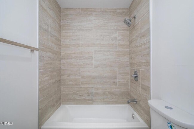 Building Photo - 3308 Primavera St