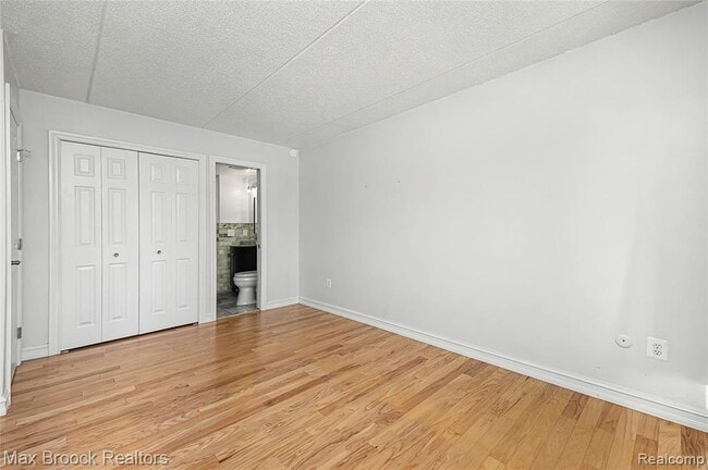 Building Photo - 35300 Woodward Ave