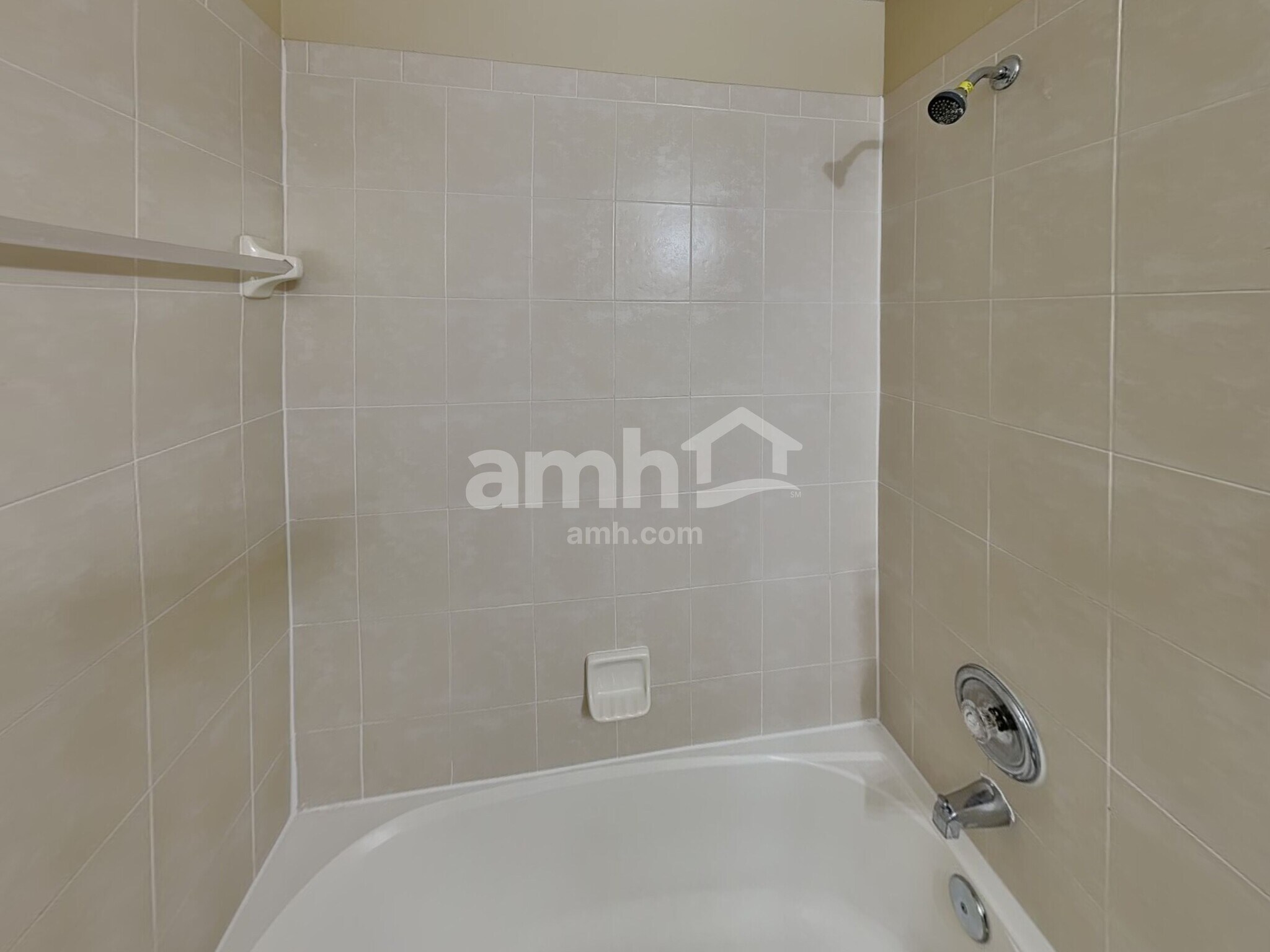 Building Photo - 2340 Norwood Pl