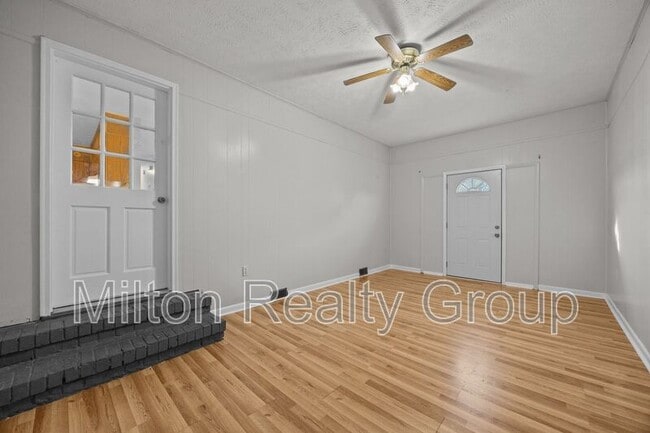 Building Photo - 54 Rolling Springs Dr