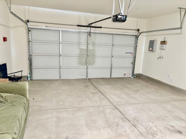 Building Photo - 10424 Skynyrd Way