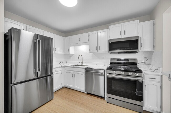 Building Photo - 607 Berkley Ct