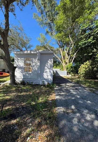 Primary Photo - 6800 NW 39th Ave