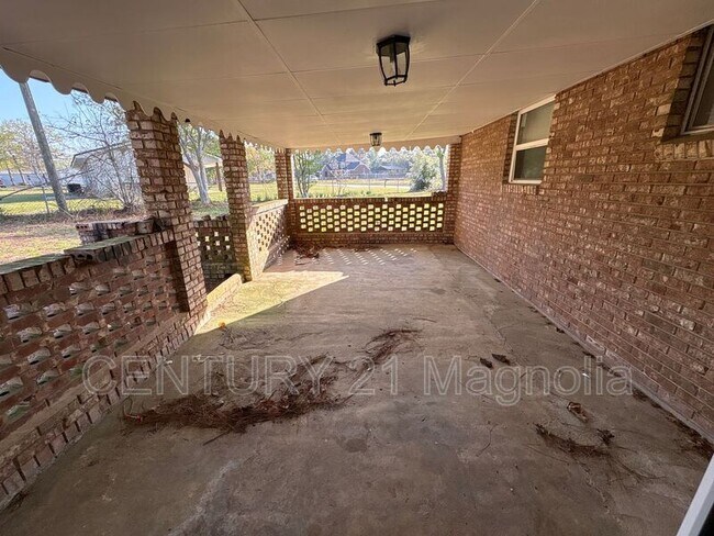 Building Photo - 2401 Boykin Rd