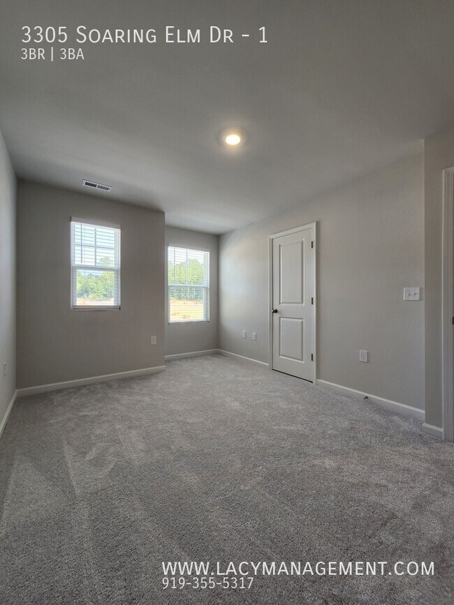 Building Photo - 3305 Soaring Elm Dr