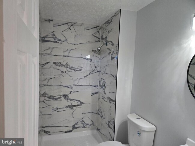 Building Photo - 732 Narrowleaf Dr