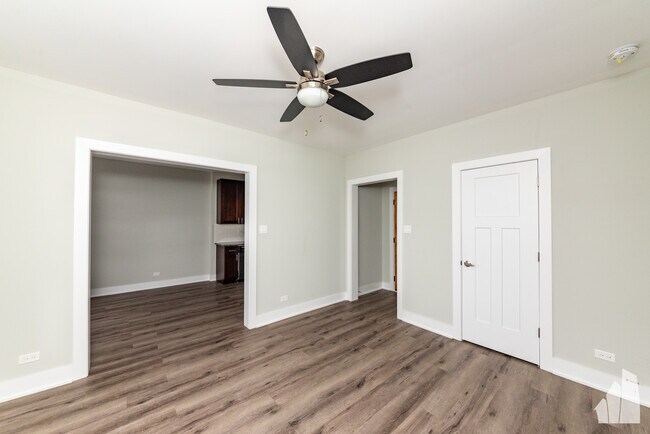 Building Photo - 485 Roger Williams Ave