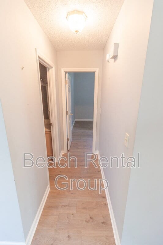 Building Photo - 6661 Wisteria Dr