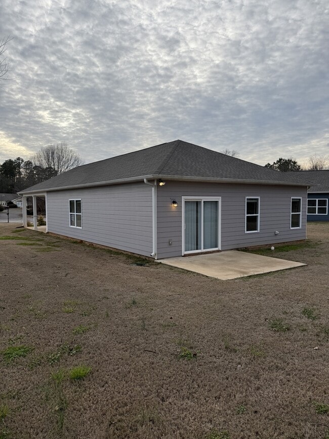 Building Photo - 7253 Owen Park Cir