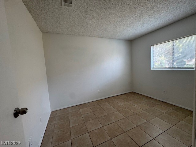 Building Photo - 4238 Rollingstone Dr