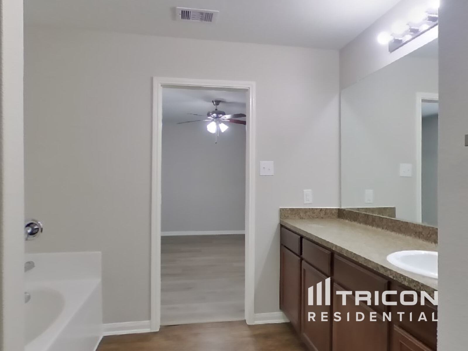 Building Photo - 2417 Regatta Ln
