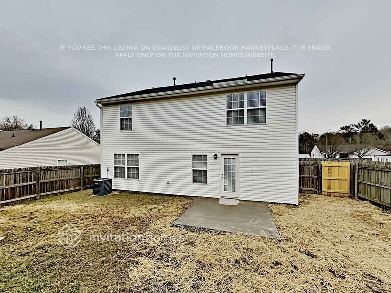 Building Photo - 886 Anchor Way NE