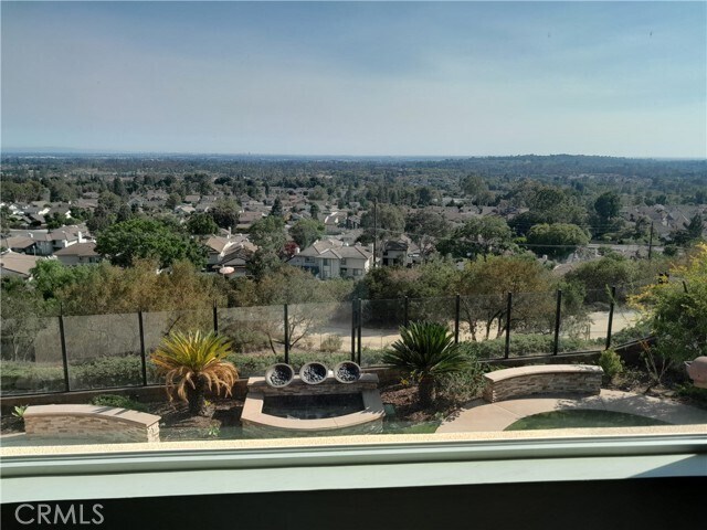 Building Photo - 2432 E Kern River Ln