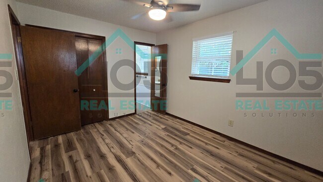 Building Photo - 3 Bed Rental in Norman