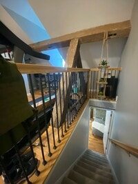 Building Photo - Beautiful Renovated 2 bedroom home with of...
