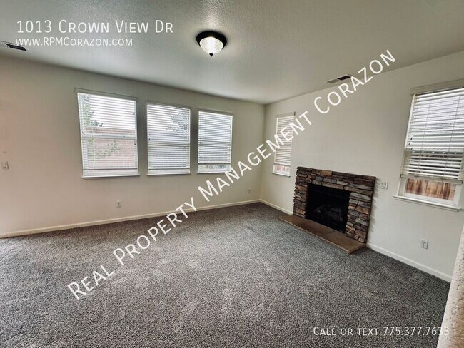 Building Photo - 1013 Crown View Dr