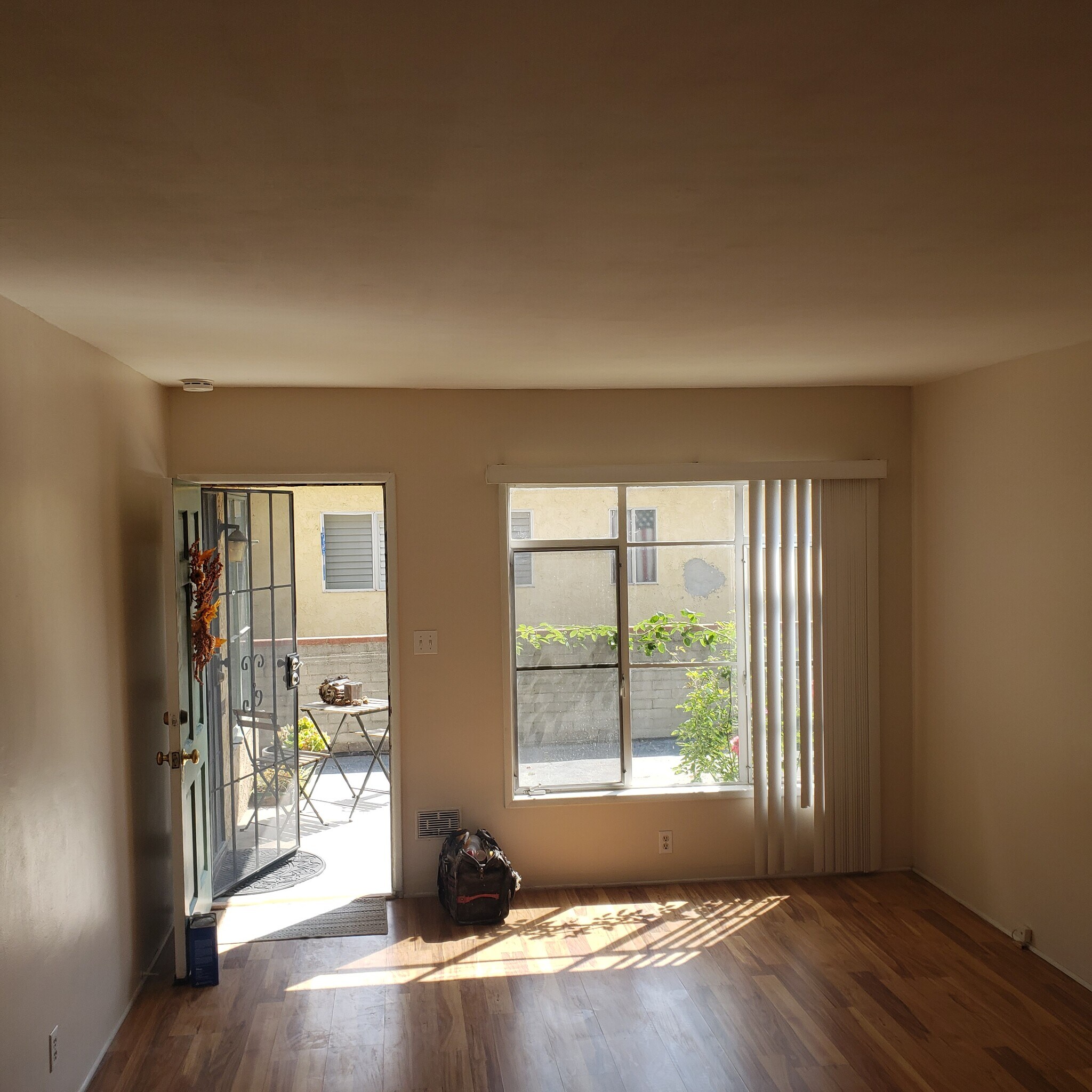 Building Photo - 328 Allen Ave