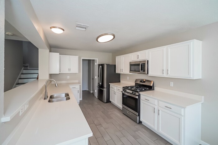 Building Photo - 20719 Cypress Post Dr