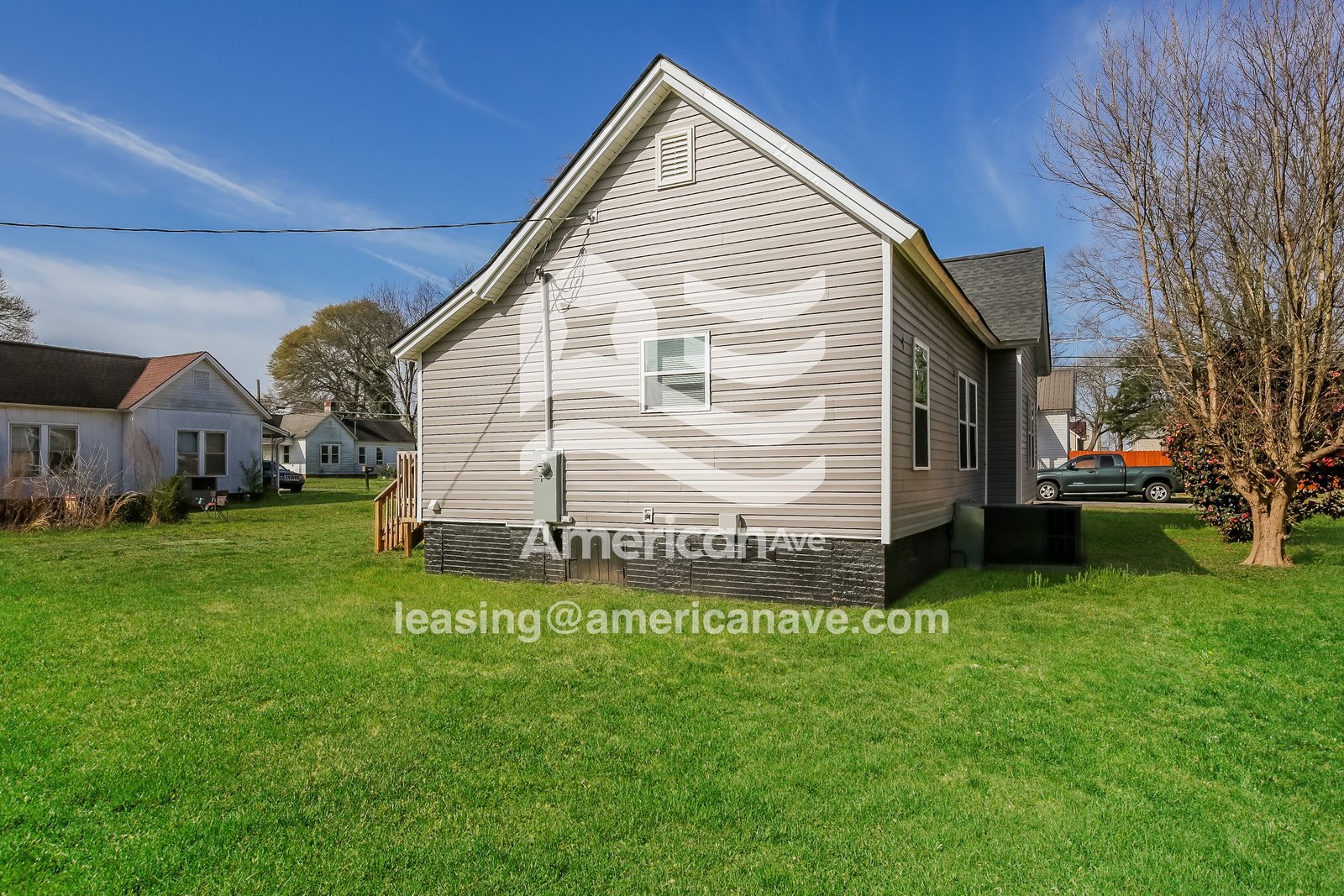 Building Photo - 203 Wellington St