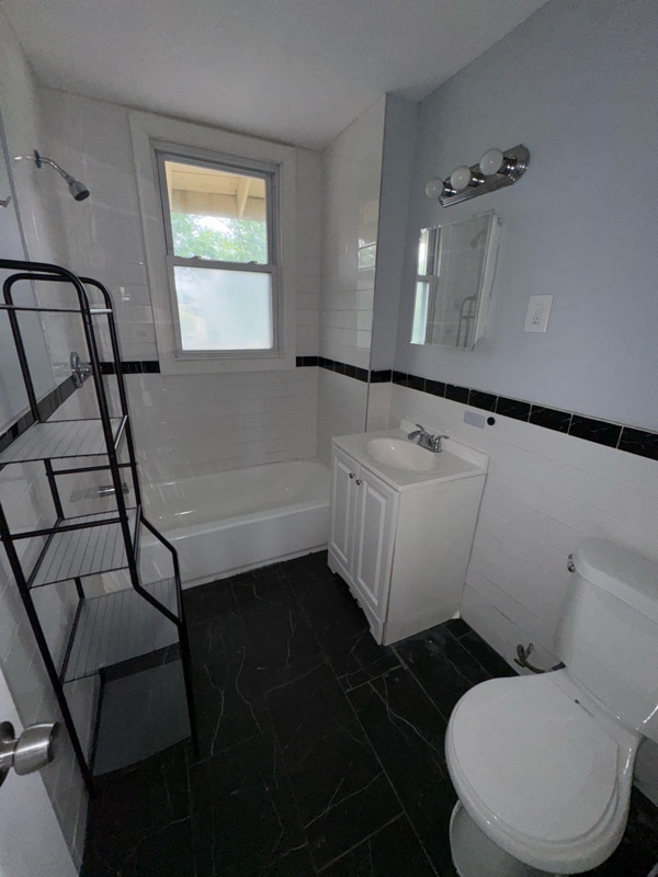 Building Photo - 267 Goldsmith Ave