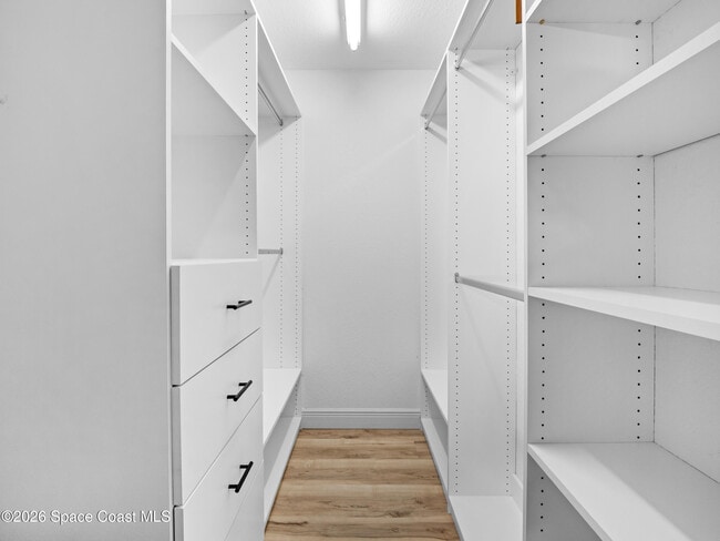 Building Photo - 751 Greenwood Manor Cir