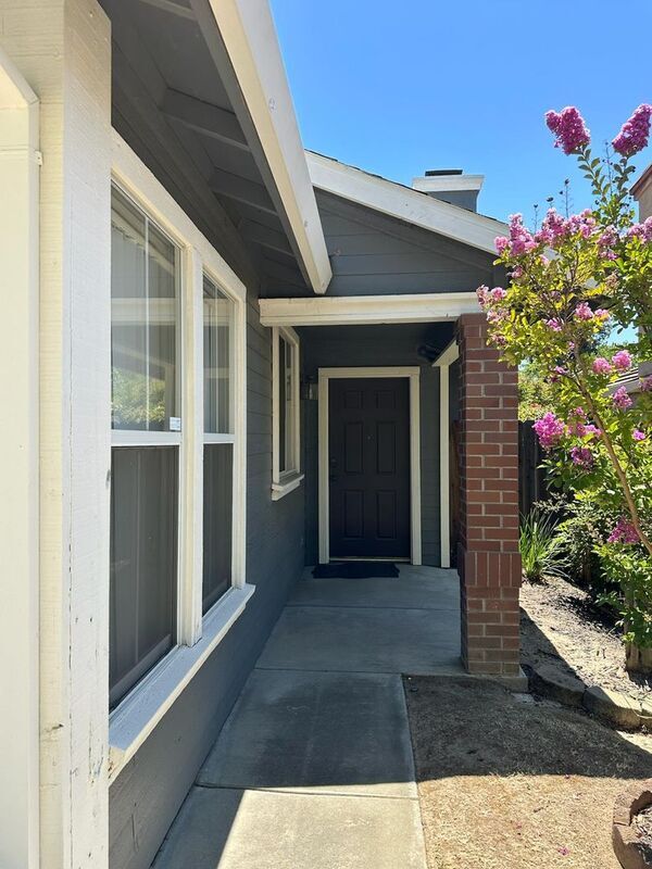Building Photo - 8048 Andante Dr