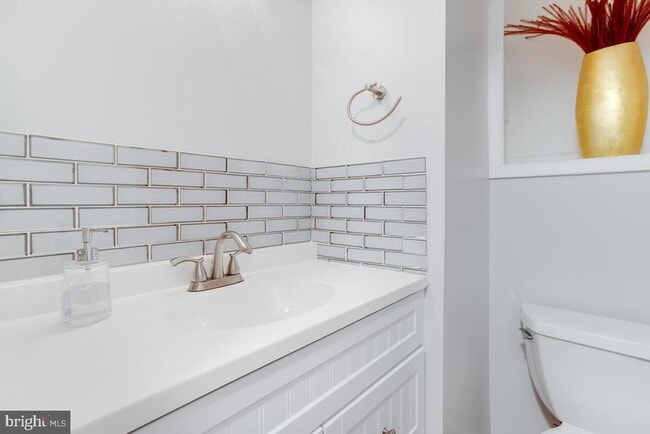 Building Photo - 24 Sebastiani Blvd