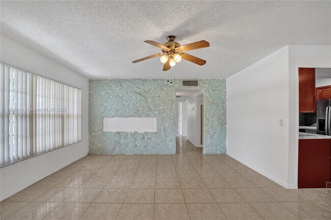 Building Photo - 6540 McKinley St